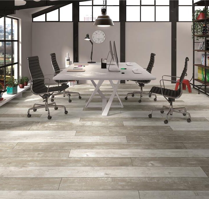 ENDOR - 23x120 - Lisse